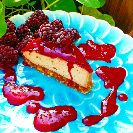 RawVegan Blackberry Cheesecake